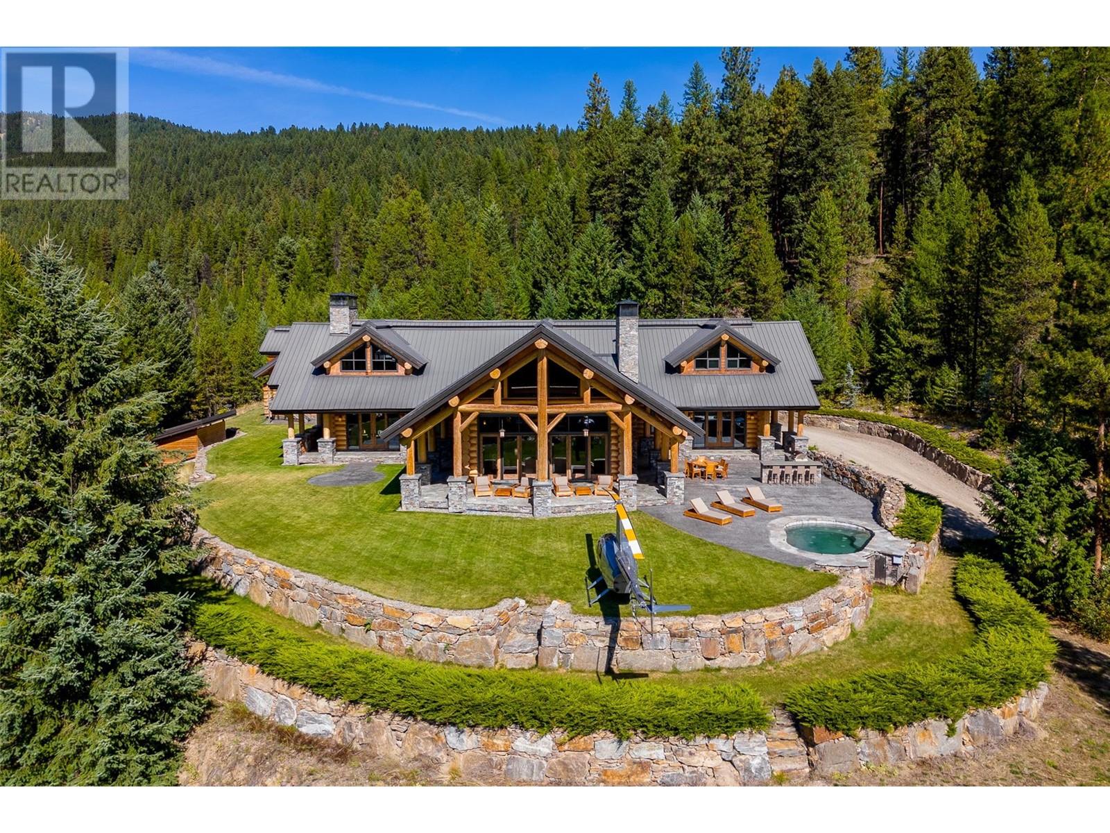 585 Beaver Creek Road, Beaverdell