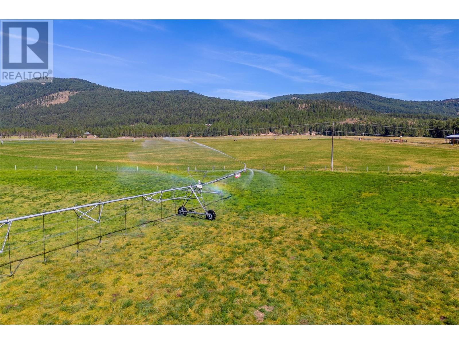  585 Beaver Creek Road, Beaverdell