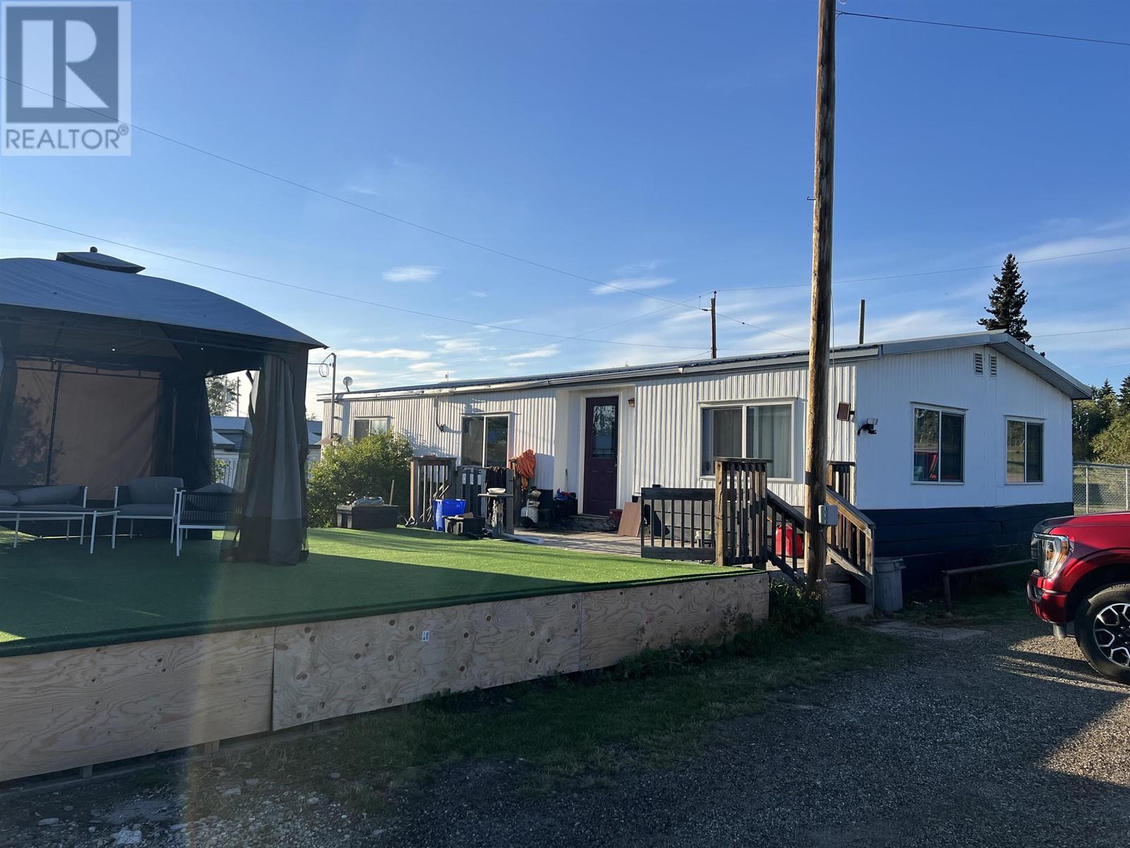 Photo 3 of 6686 N 97 Highway, Fort St John BC