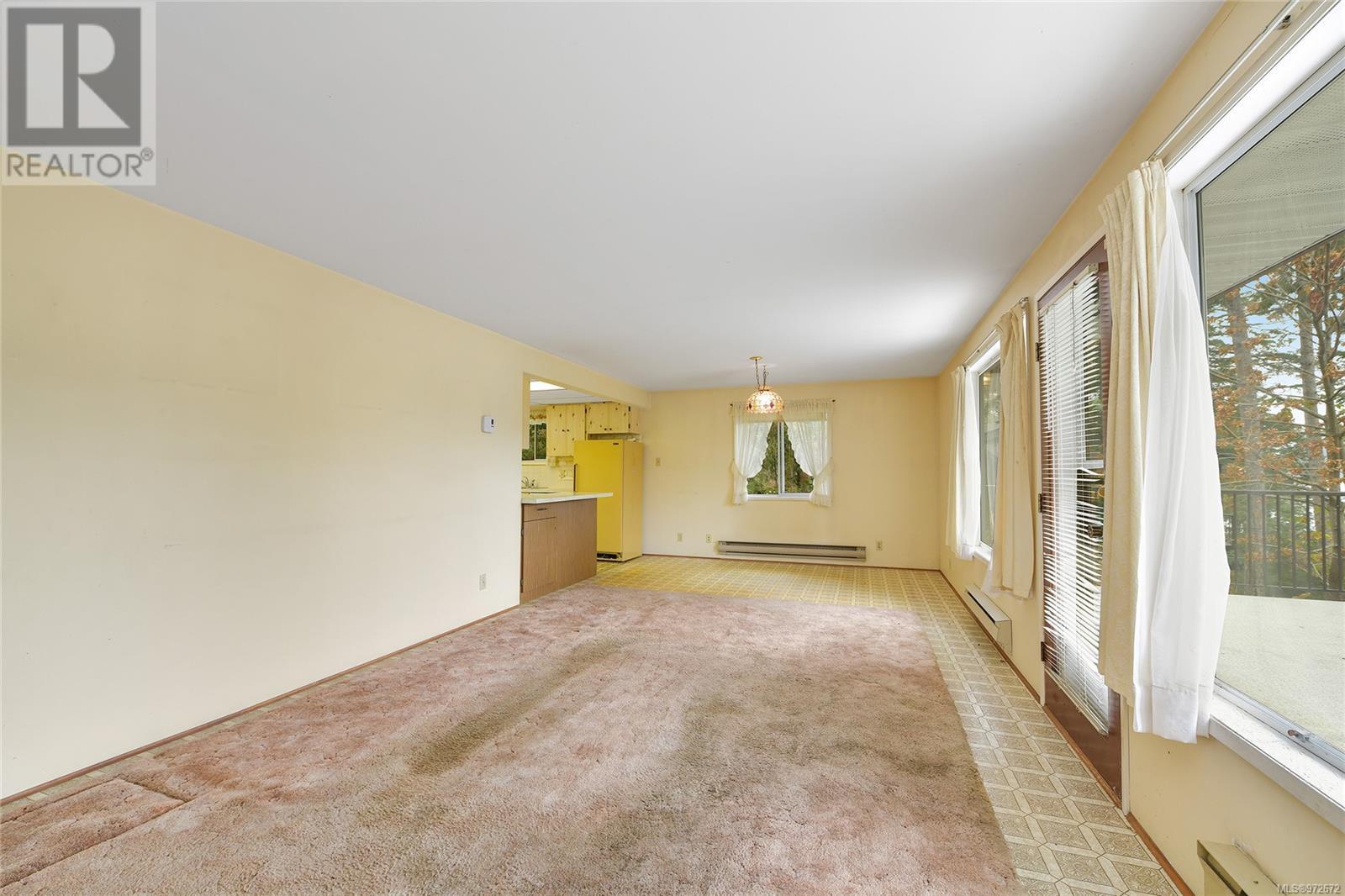  223 Mariners Way, Mayne Island