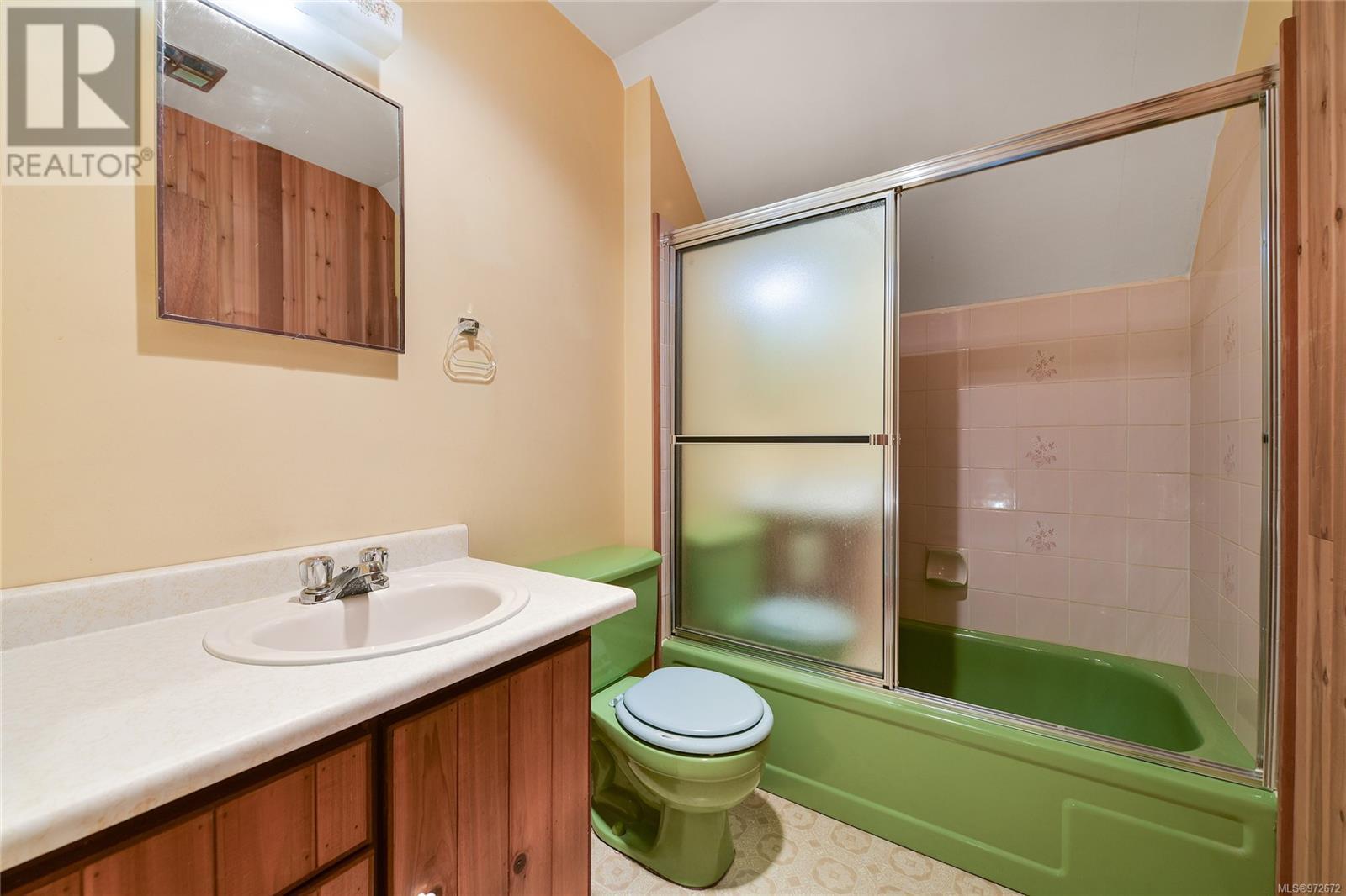  223 Mariners Way, Mayne Island