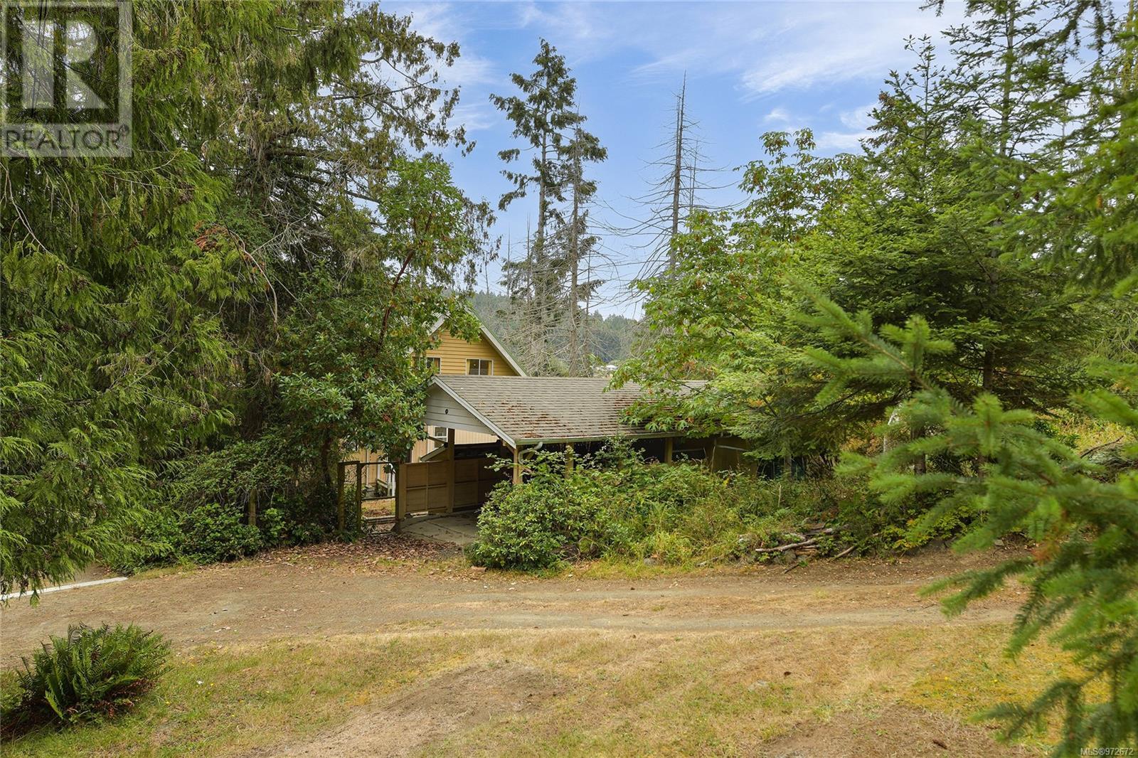 223 Mariners Way, Mayne Island