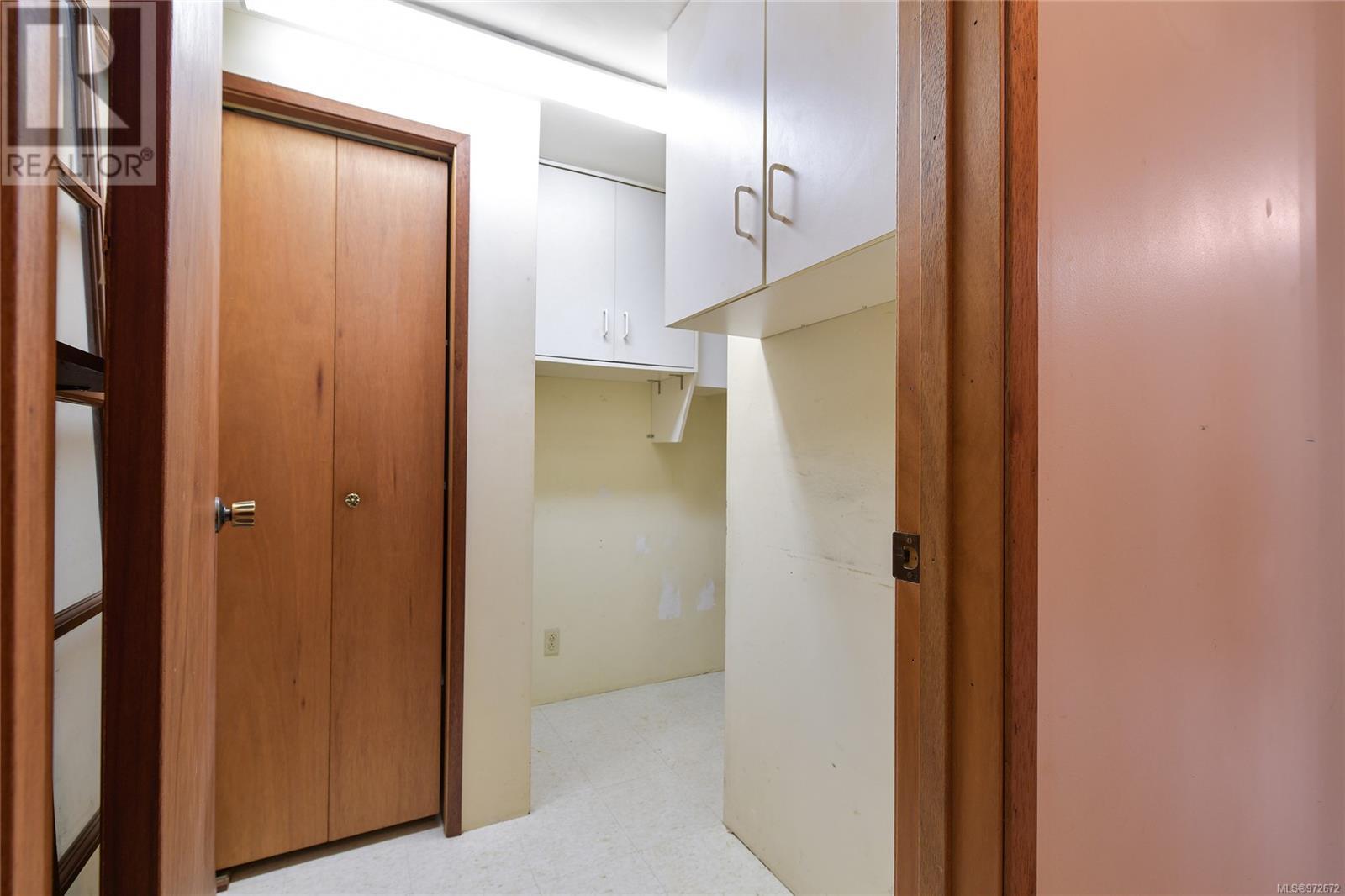  223 Mariners Way, Mayne Island