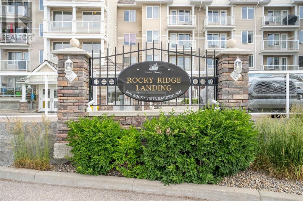 Single Family House for Sale in   Rocky Vista Gardens NW Rocky Ridge Calgary 