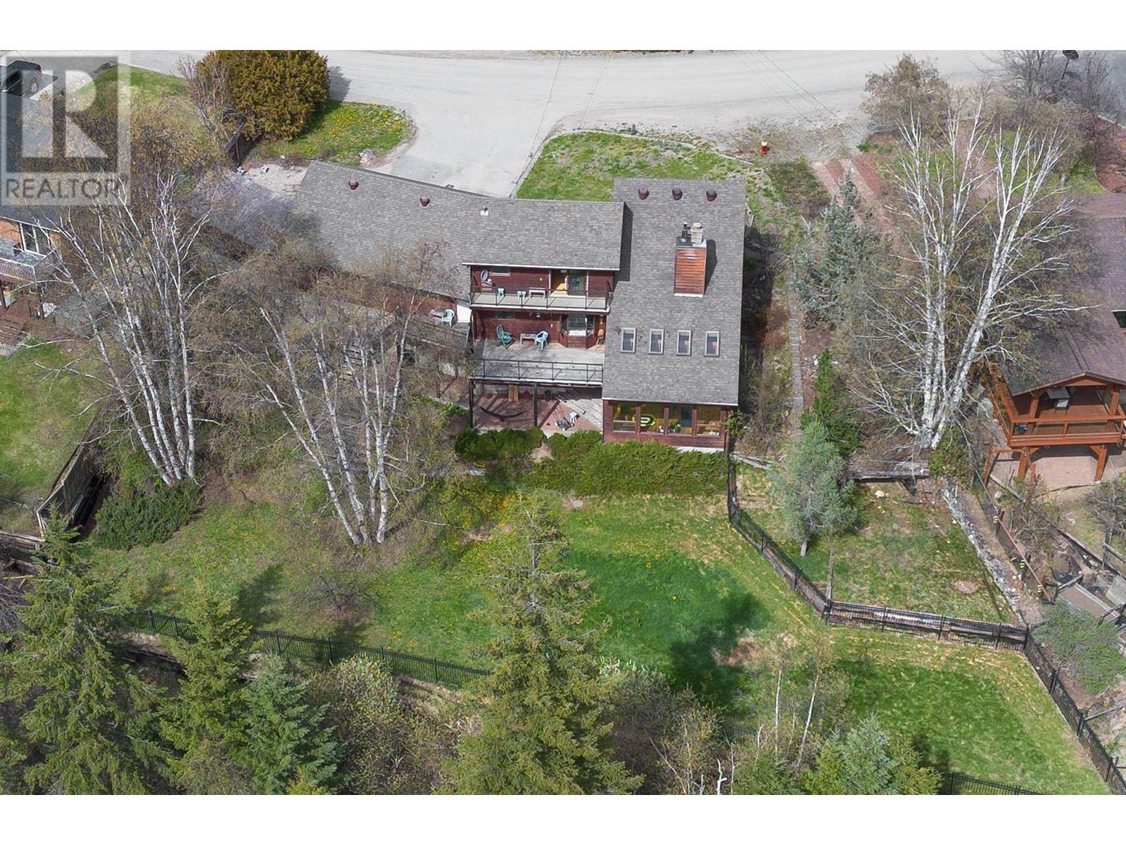 537 Fawn Road, Clearwater