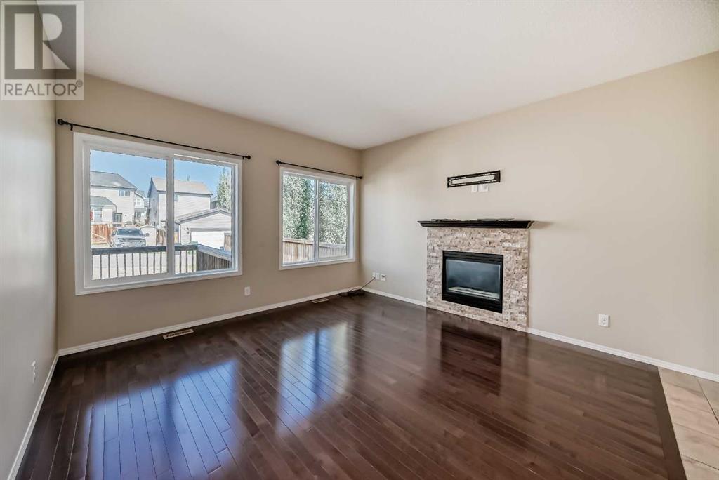 Single Family House for Sale in  Nolanfield Lane NW Nolan Hill Calgary 