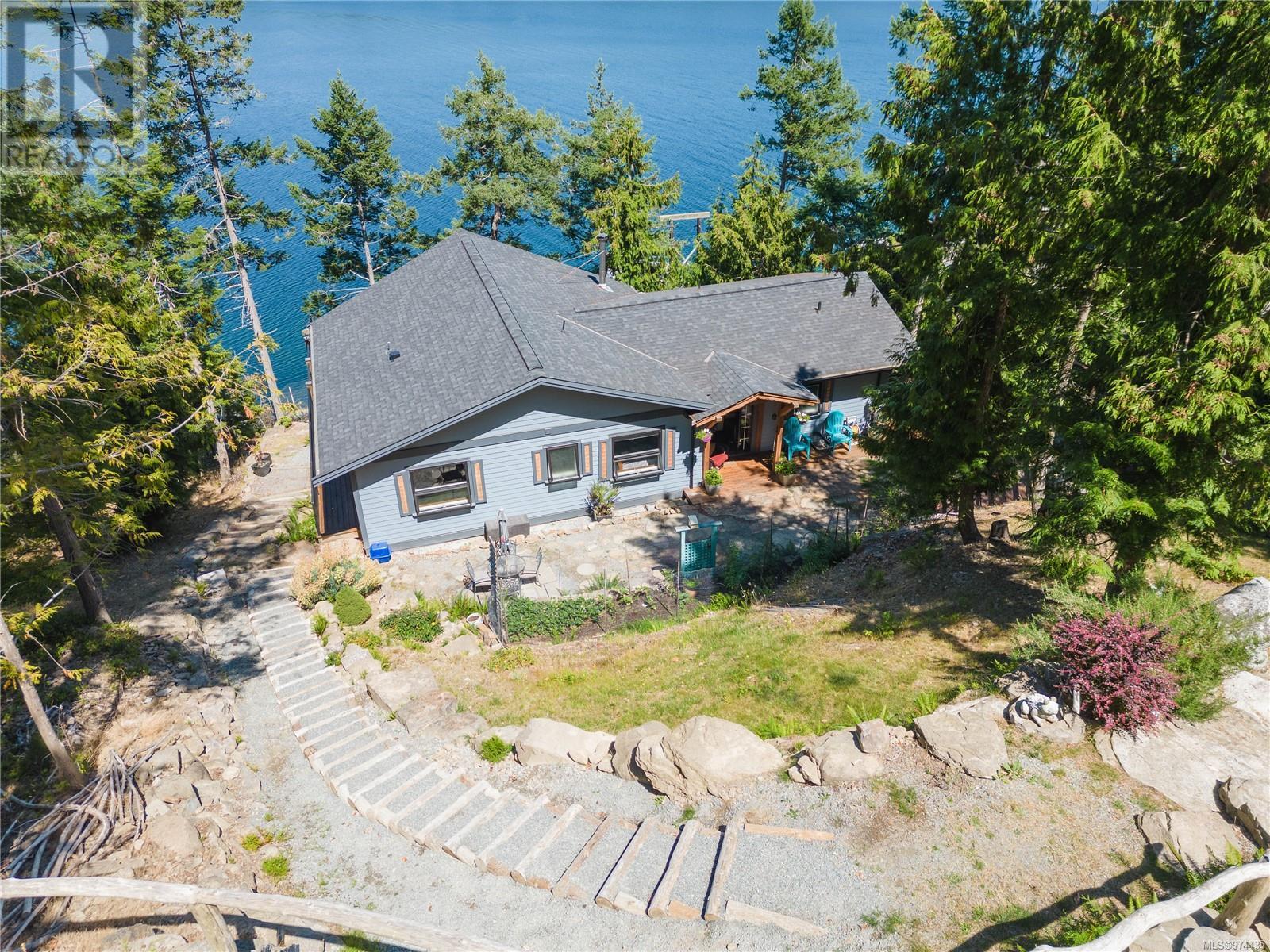 659 Wilks Road, Mayne Island