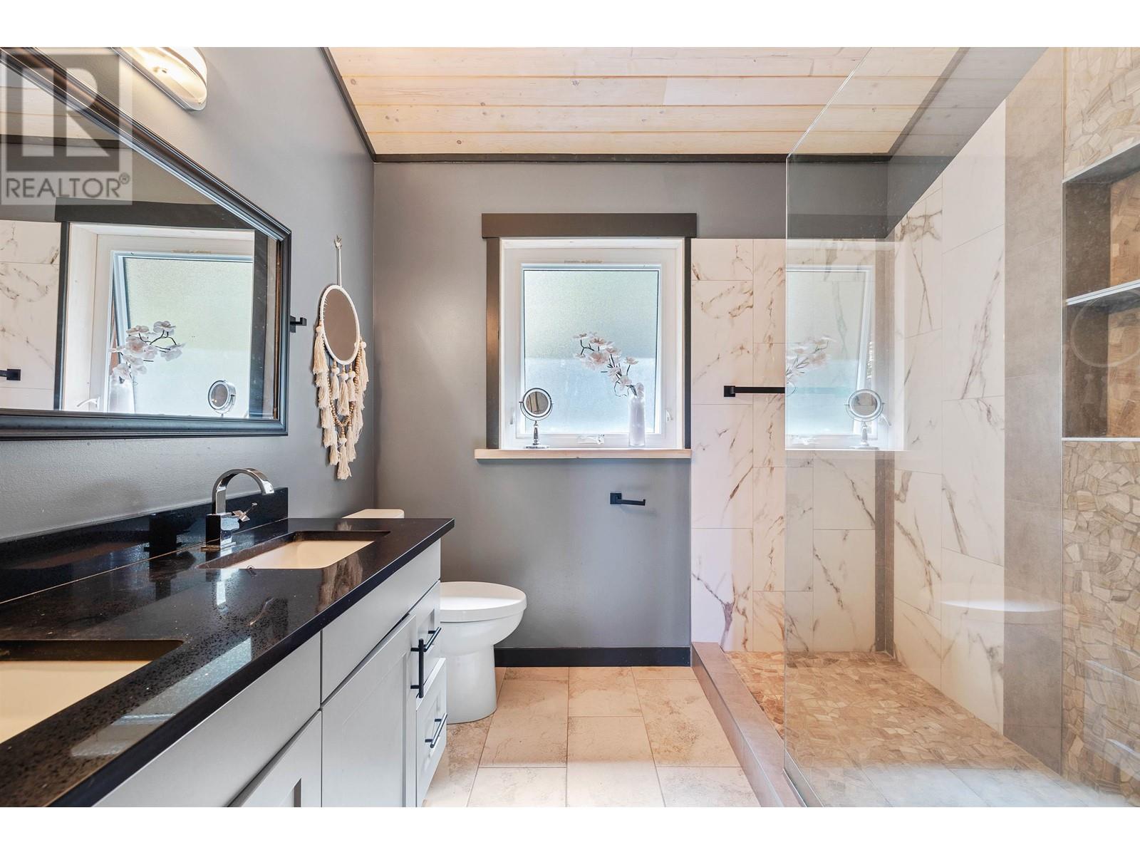 659 WILKS ROAD, Mayne Island