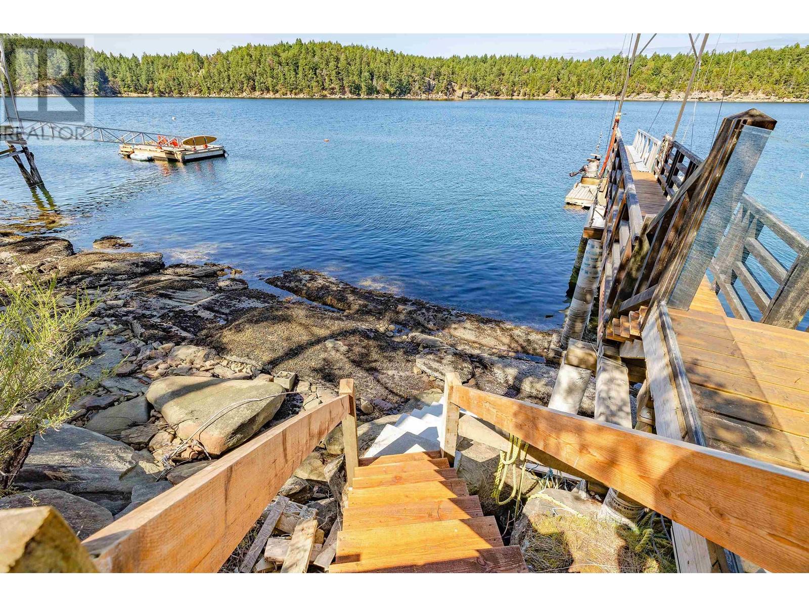 659 WILKS ROAD, Mayne Island