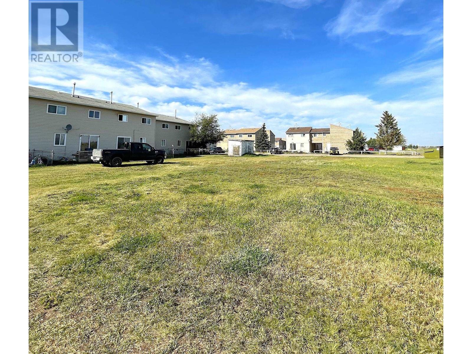 Photo 10 of 8804 101 Avenue, Fort St John BC