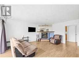 6777 Kerr Street, Vancouver, BC V5S3C7 Photo 6