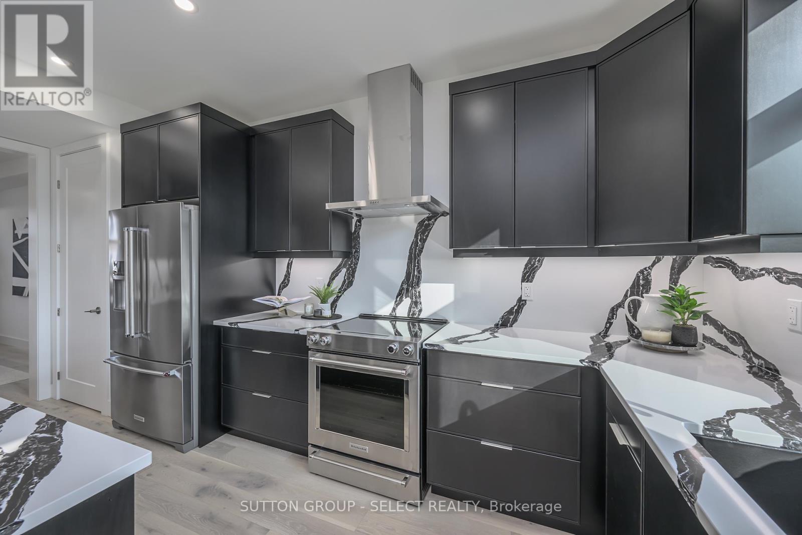118 TIMBERWALK TRAIL - 8
