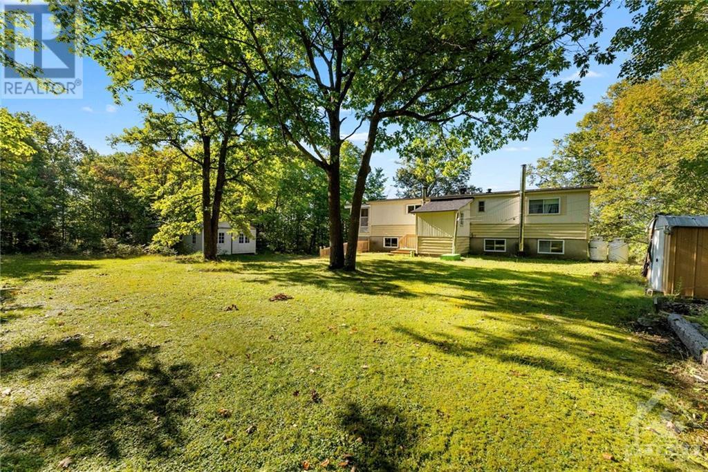 Single Family House Bungalow for Sale in  USBORNE STREET Braeside 