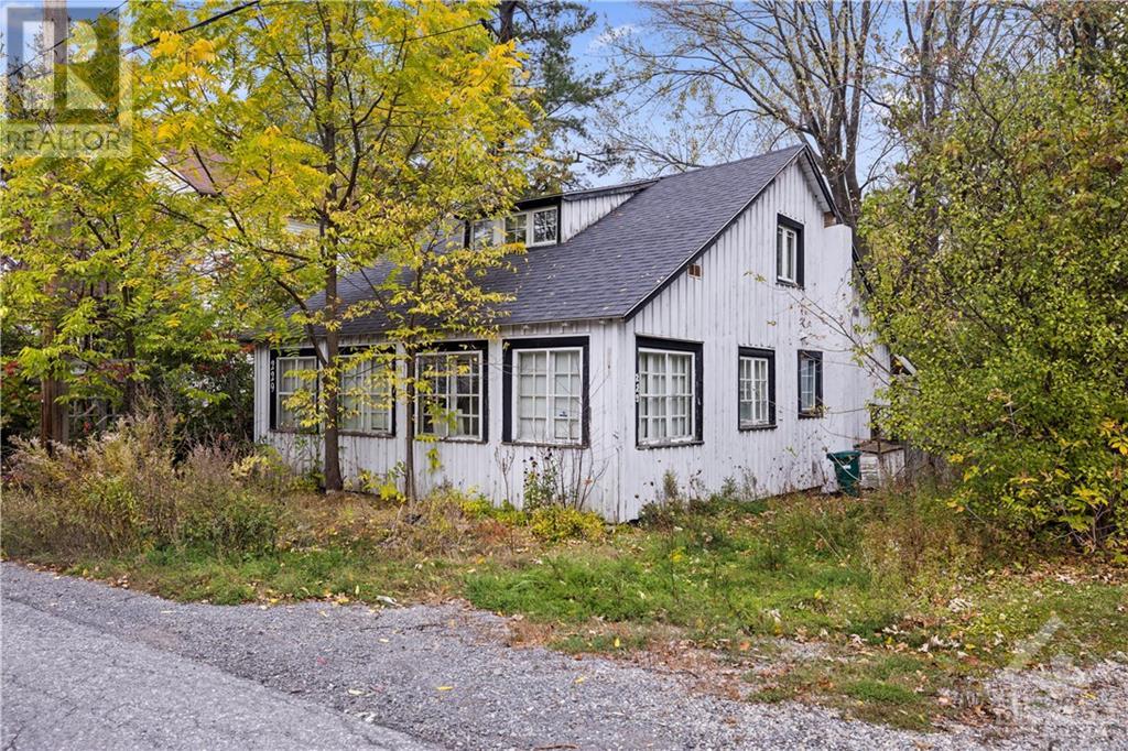 Vacant Land for Sale in  BRITANNIA ROAD Ottawa 