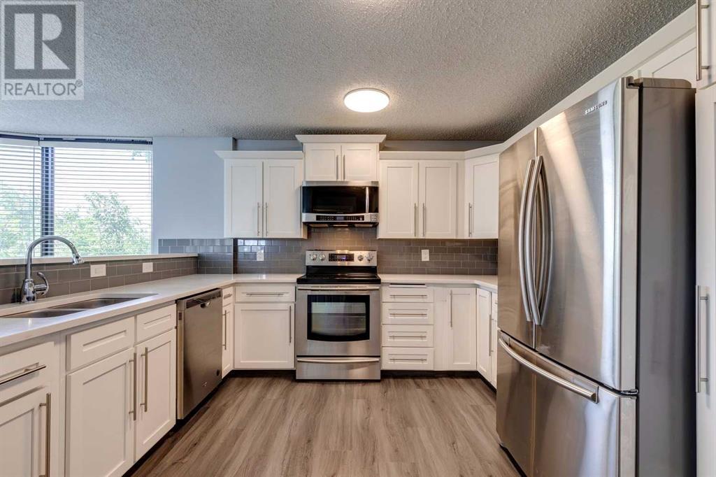 Single Family House High rise for Sale in   Coach Hill Road SW Coach Hill Calgary 