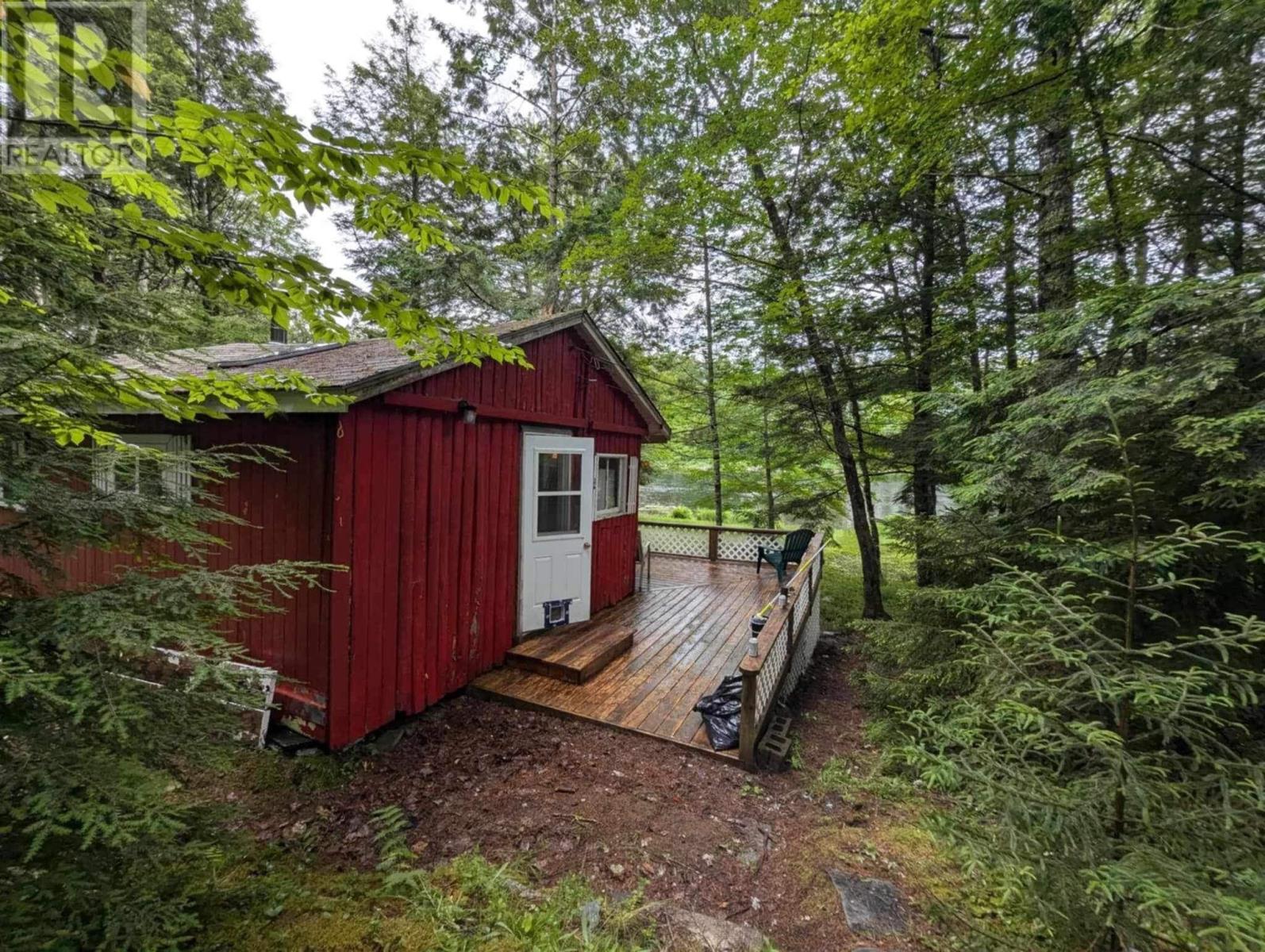 143 Bear Falls Road, Bangs Falls