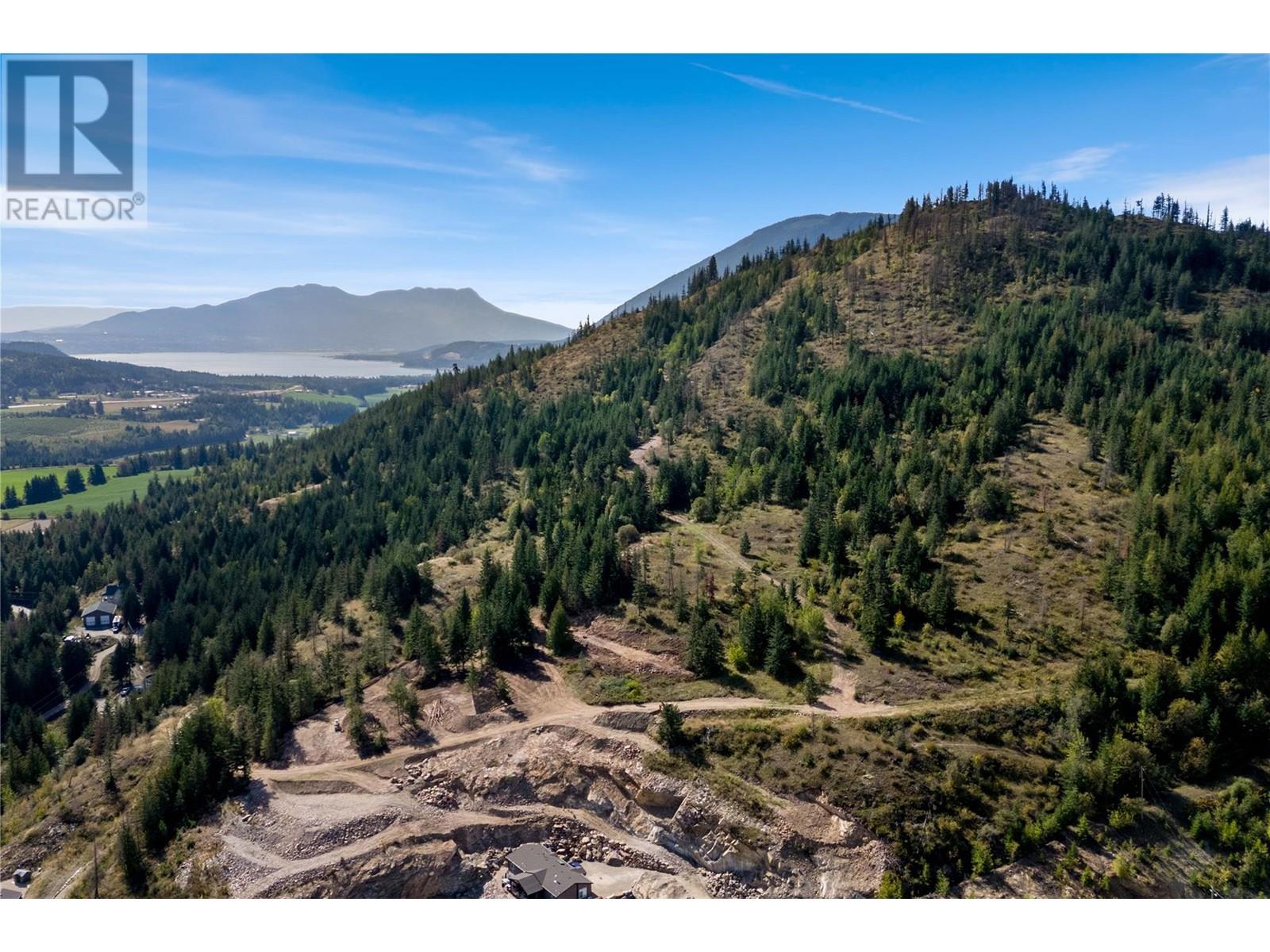 86 1885 Tappen Notch Hill Road, Tappen