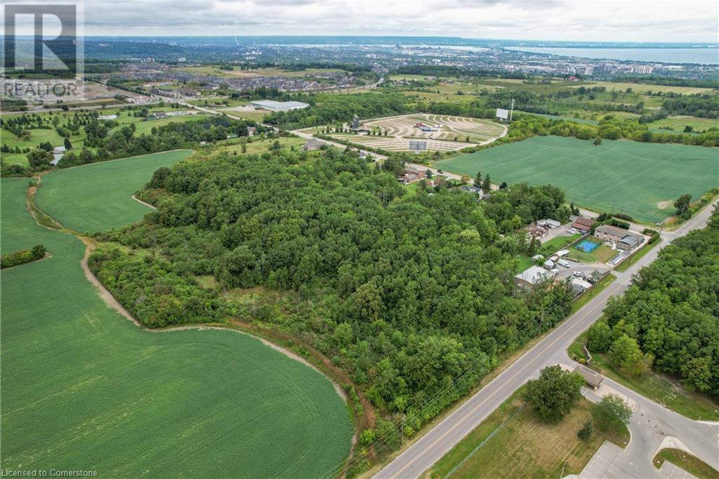 Photo 3 of 66 Green Mountain Road E, Stoney Creek ON