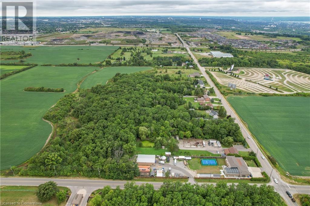 Photo 5 of 66 Green Mountain Road E, Stoney Creek ON