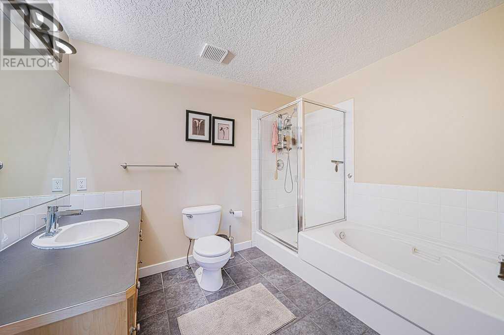 Single Family House 5 Level for Sale in  Patterson View SW Patterson Calgary 