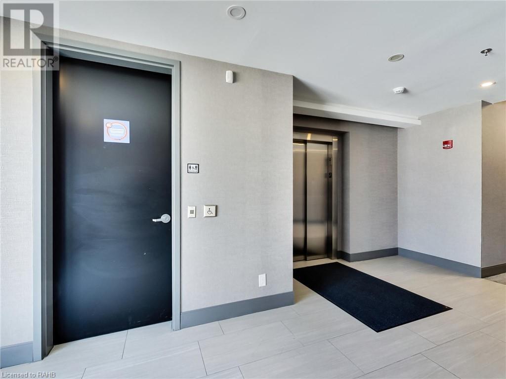 Photo 31 of 5045 Mainway Boulevard Unit 201, Burlington ON