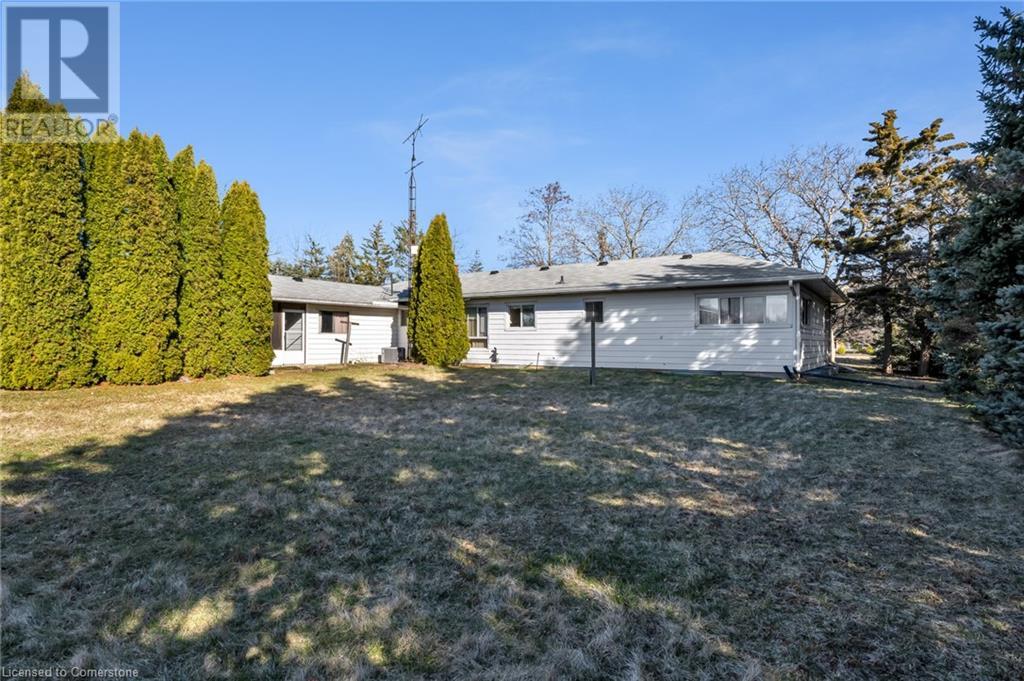 Photo 38 of 3762 3766 Greenlane Road, Beamsville ON