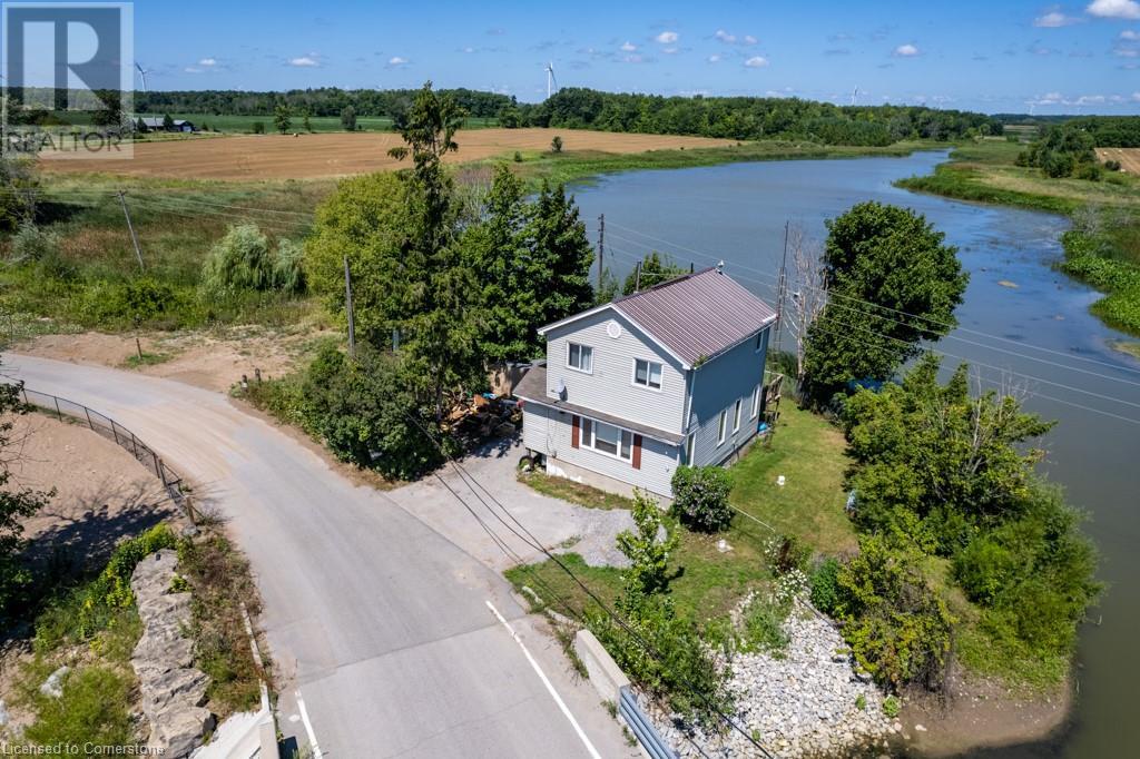 Photo 2 of 1407 Lakeshore Road, Selkirk ON
