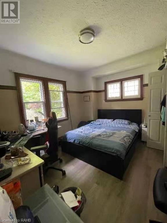 Photo 18 of 84 Arnold Street, Hamilton ON
