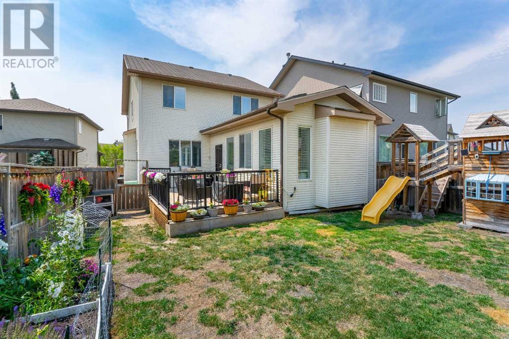 Single Family House for Sale in  Evanscove Circle NW Evanston Calgary 