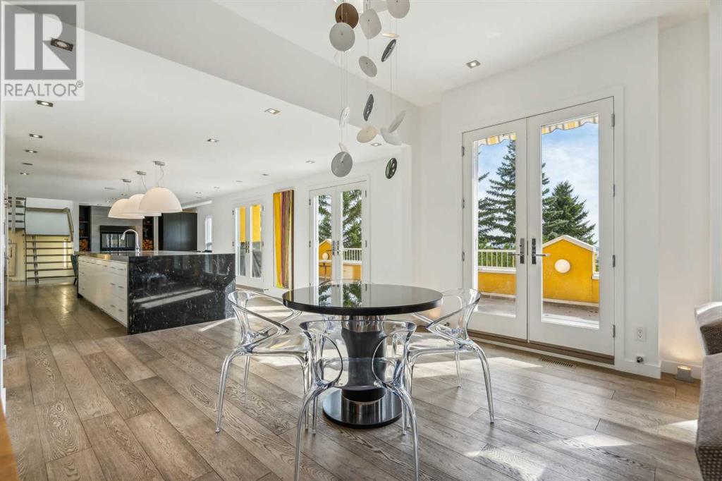 Single Family House for Sale in  Patterson Mews SW Patterson Calgary 