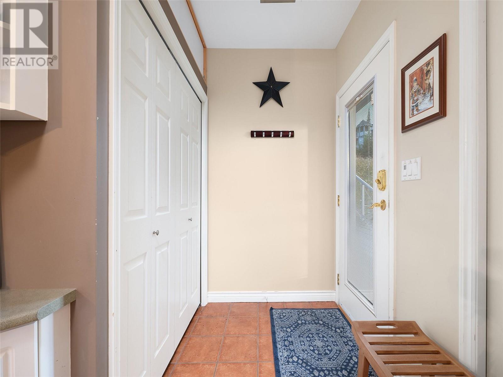 415 Silver Queen Road Unit# 2, Silver Star