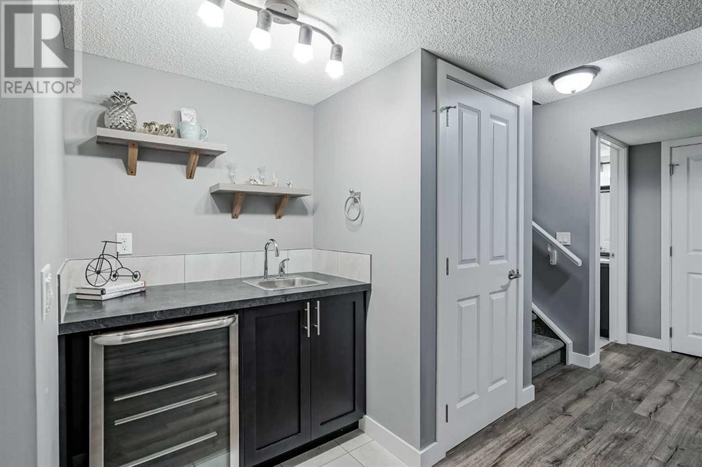 Single Family House for Sale in  Chaparral Valley Place SE Chaparral Calgary 