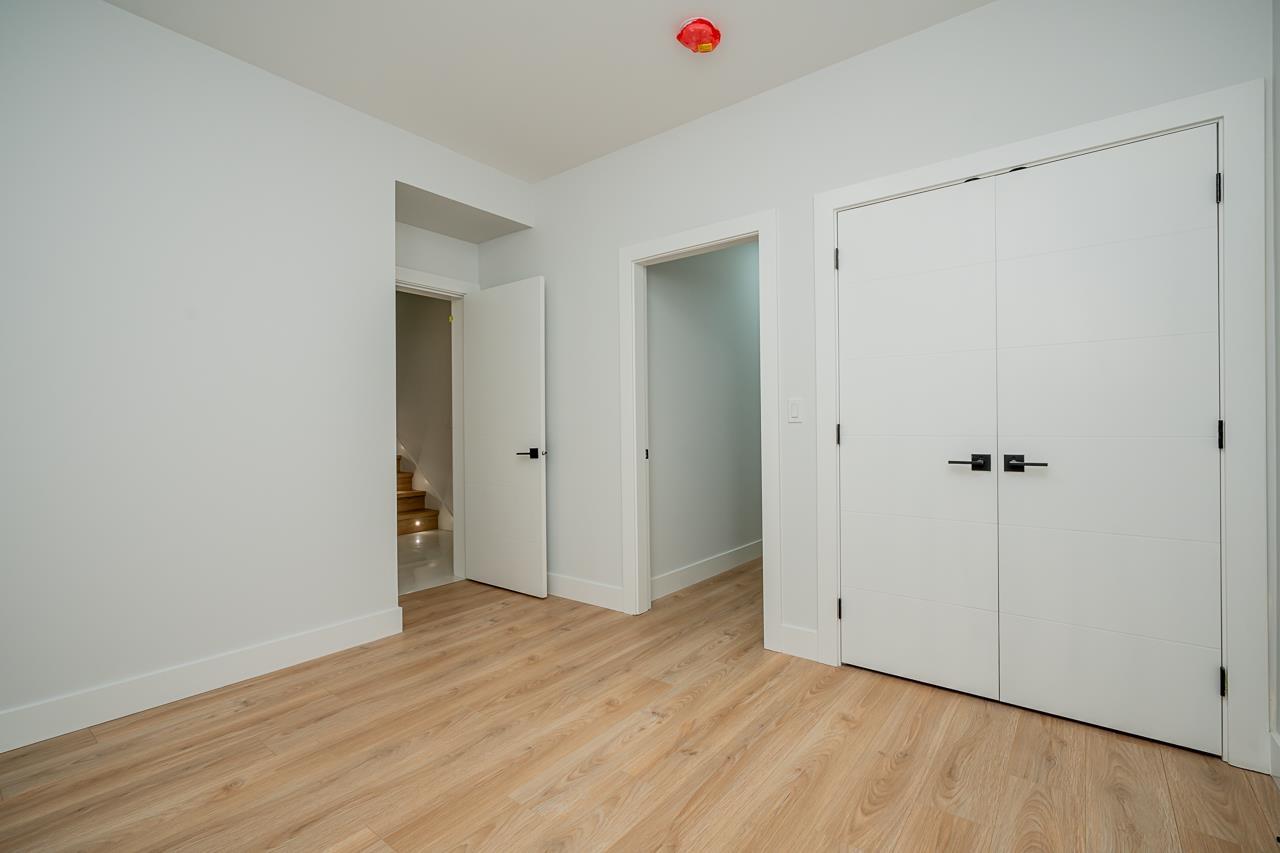 2575 TERMINAL COURT, Abbotsford real estate listing R2925655