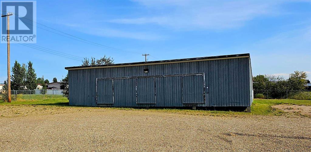 Photo 19 of 10416 10516 101 Avenue, Fairview AB