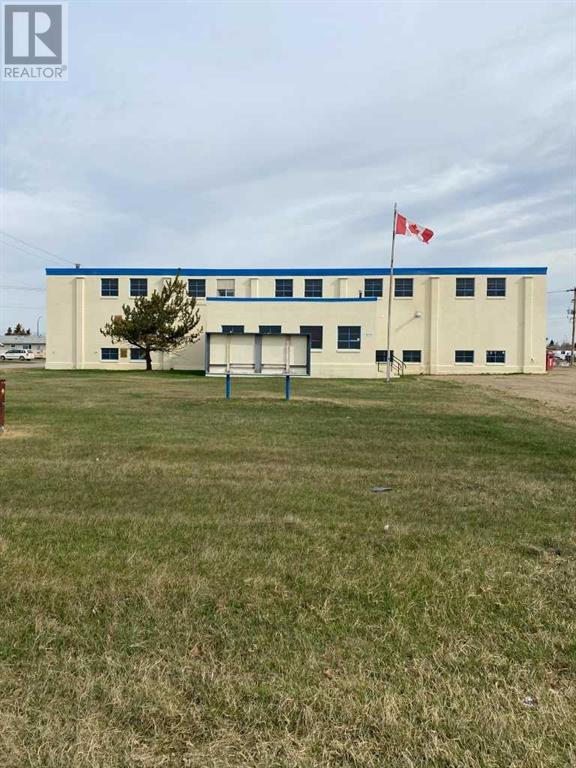 Photo 5 of 10416 10516 101 Avenue, Fairview AB