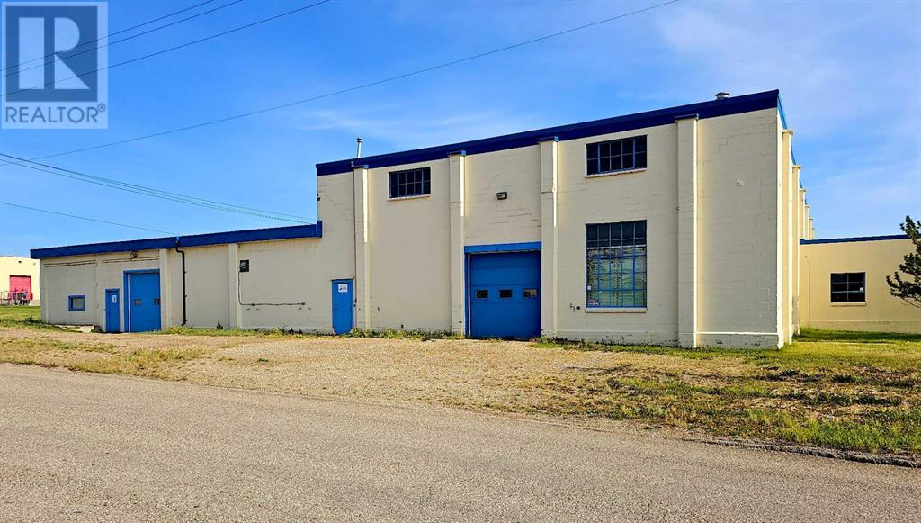 Photo 4 of 10416 10516 101 Avenue, Fairview AB