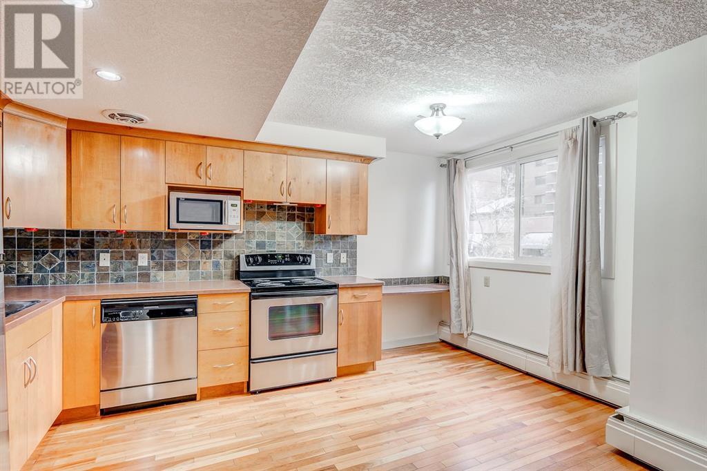 Single Family House High rise for Sale in    Avenue SW Beltline Calgary 