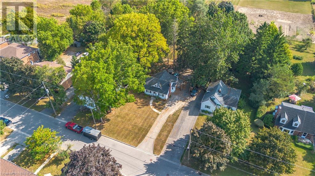 Photo 19 of 108 Baldwin Avenue, Brantford ON