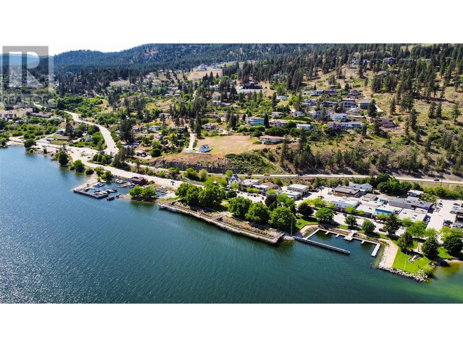  5860 Beach Avenue, Peachland