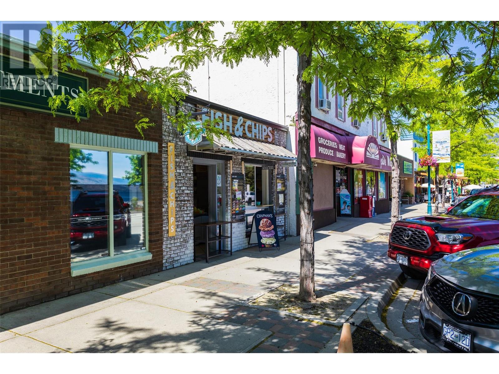  5860 Beach Avenue, Peachland