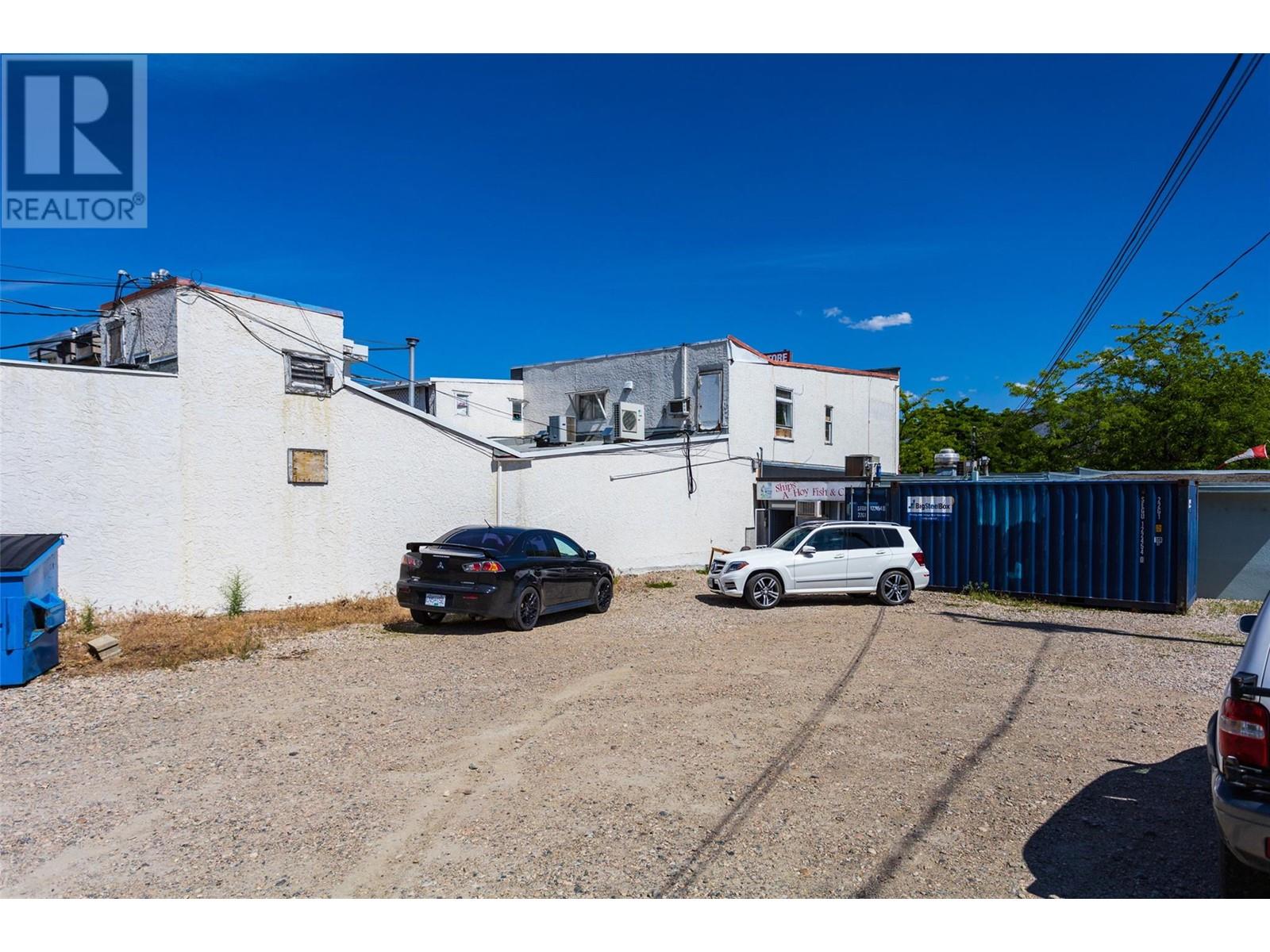  5860 Beach Avenue, Peachland