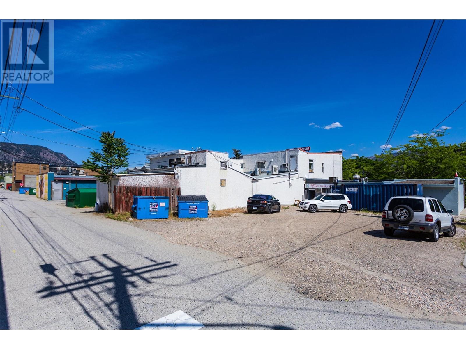  5860 Beach Avenue, Peachland