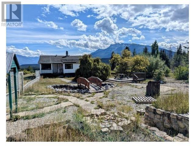 5255 PITNEY ROAD, Valemount