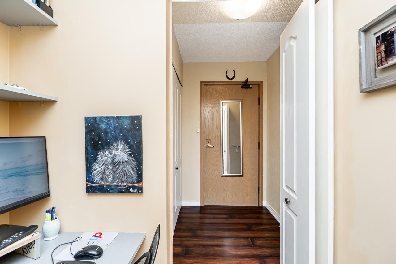 502 15111 RUSSELL AVENUE, White Rock real estate listing R2928654