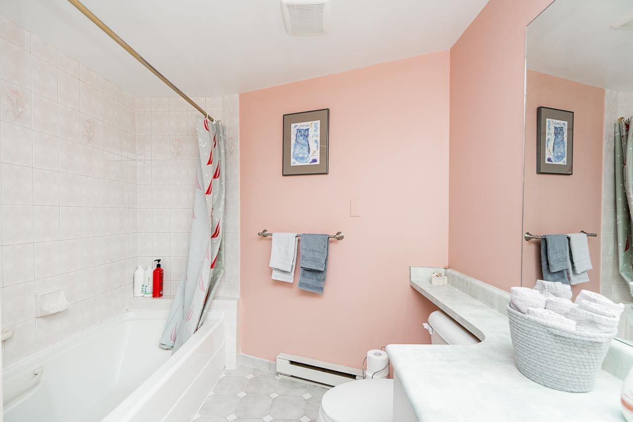502 15111 RUSSELL AVENUE, White Rock real estate listing R2928654