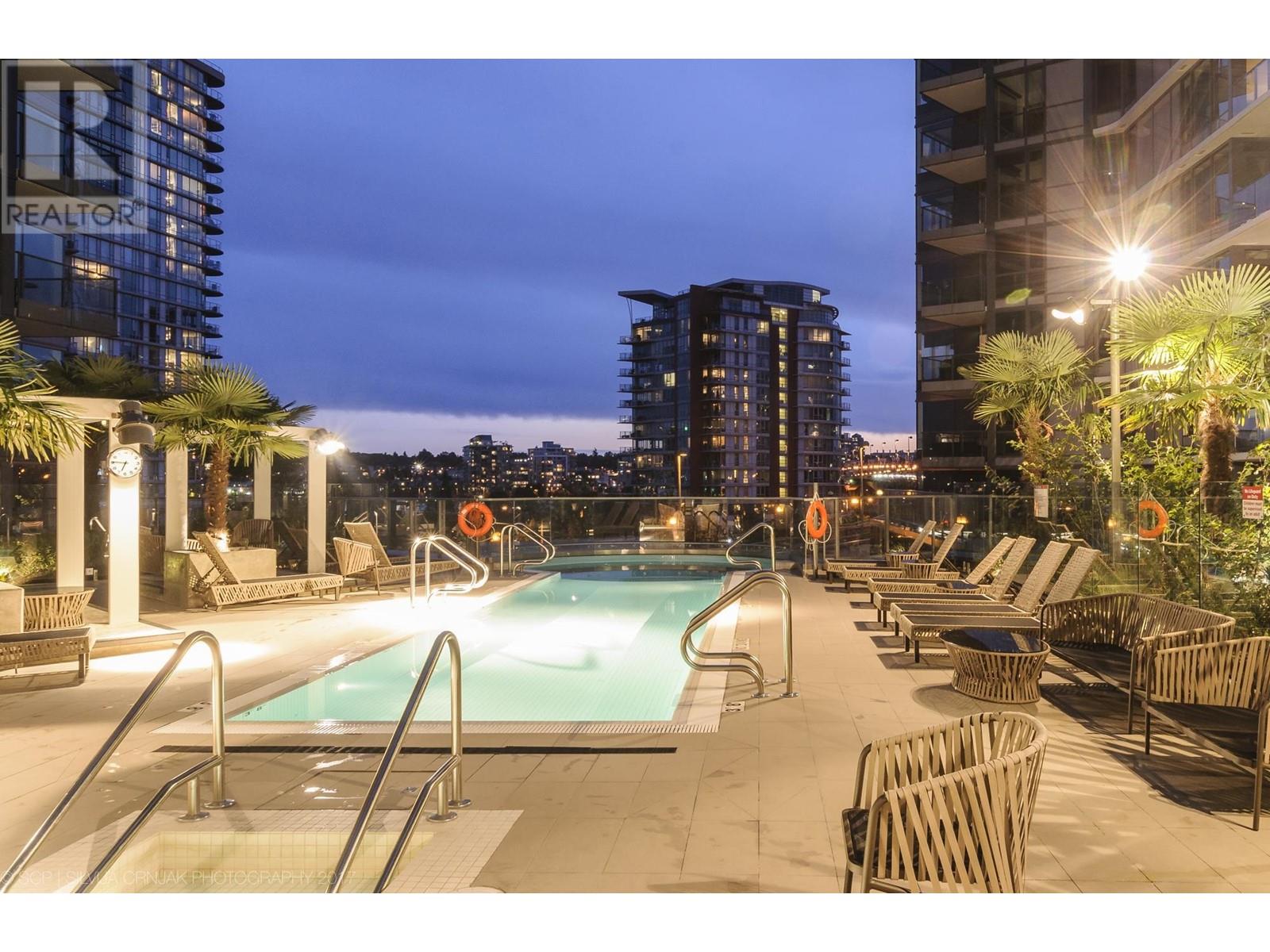 PH2017 68 SMITHE STREET, Vancouver