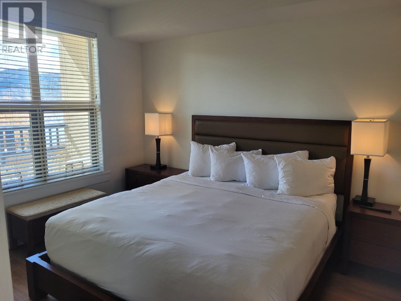 #110 4200 Lakeshore Drive - 5