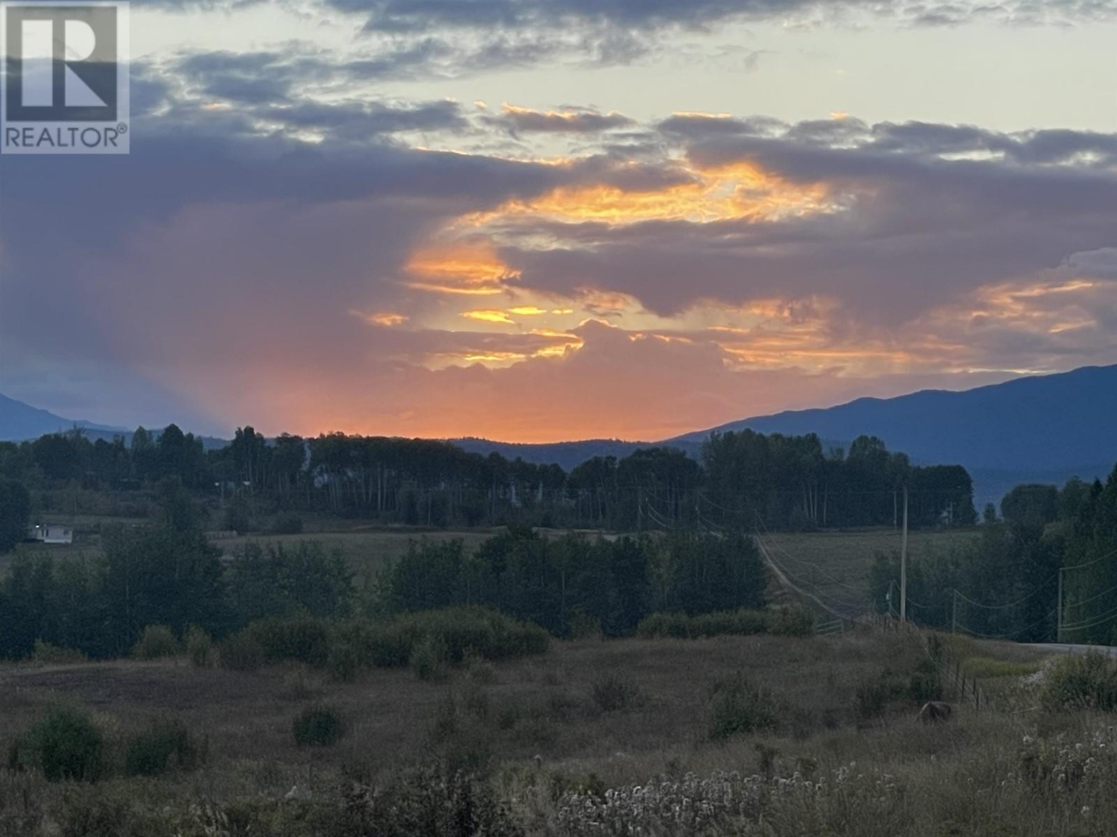 4421 TYHEE LAKE Road, Telkwa