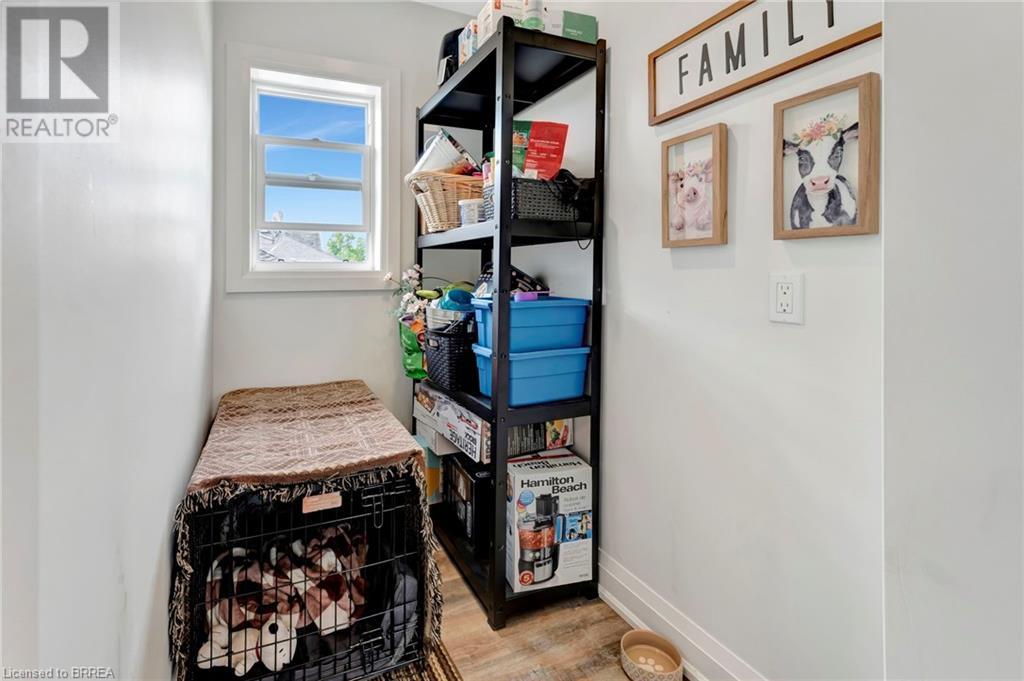 Photo 17 of 157 Terrace Hill Street, Brantford ON