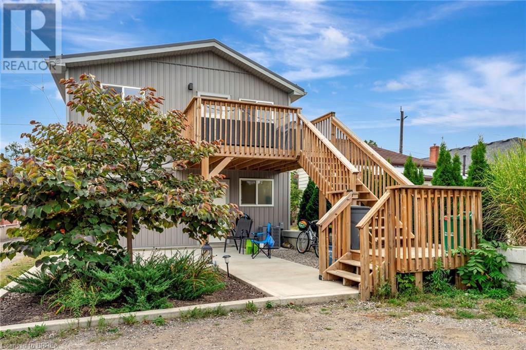 Photo 38 of 157 Terrace Hill Street, Brantford ON